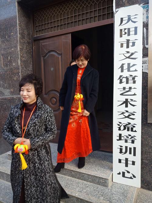 庆阳市文化馆庆祝2019年“三八”妇女节艺术交流活动剪影 女神赋